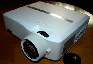 XL2550 3LCD Projector Review 