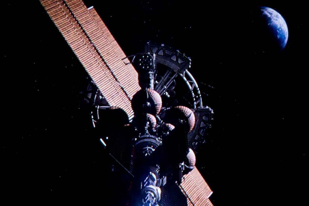 DLA-RS400_4K_martian_space-station