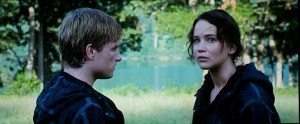 VPL-HW45ES_hungergames_katniss_peta