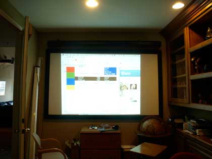 Mitsubishi XL1550U Business Projector 