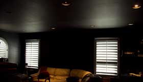 hc3010e_room_blindsclosed_ambientlight