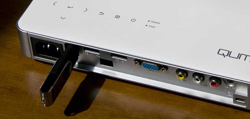 Vivitek Qumi Q7 LED Projector - Review 