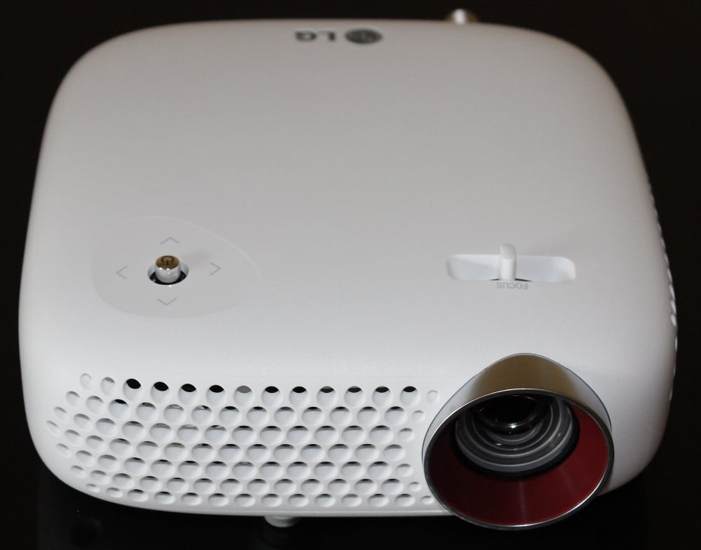 LG Minibeam PW800 Projector Review Hardware Tour Projector Reviews