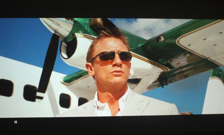 Epson Home Cinema 2150 Casino Royale Bond Plane