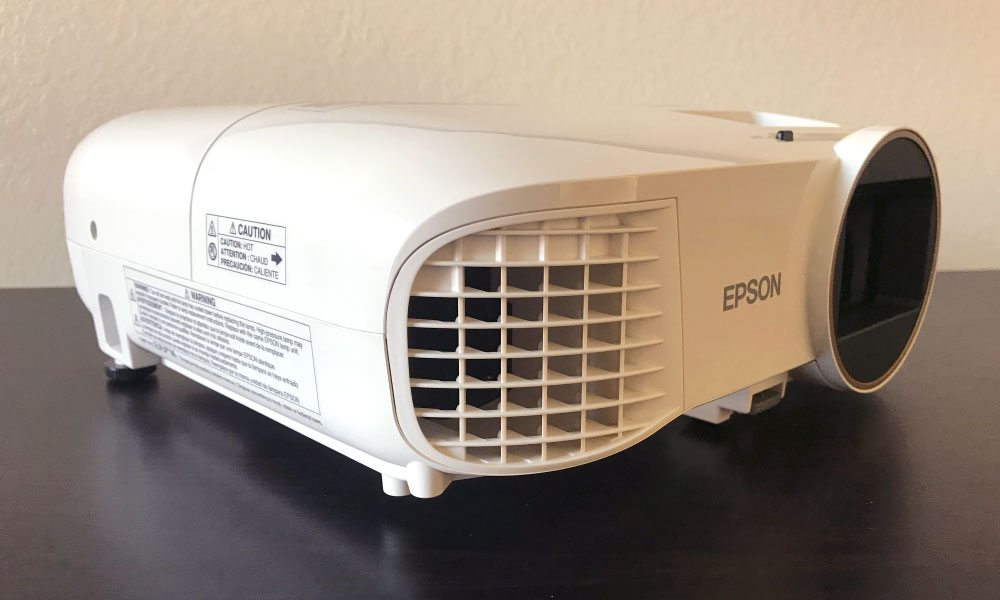 Epson Home Cinema 2100 And 2150 Projector Review Hardware Reviews - Epson 2150 Ceiling Mount Instructions
