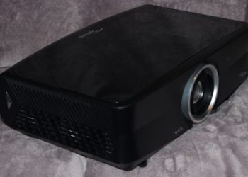 Optoma UHZ65 Left Side