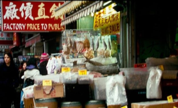 Optoma_UHD51A_1080p_movies_red_chinatown