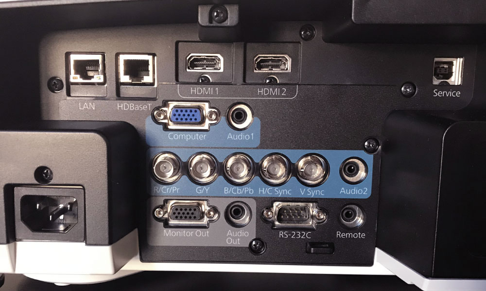 Epson PowerLite 5520W Business/Education Projector Review Hardware