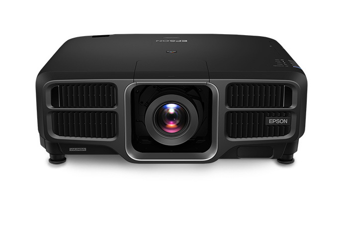 L1755UNL projector