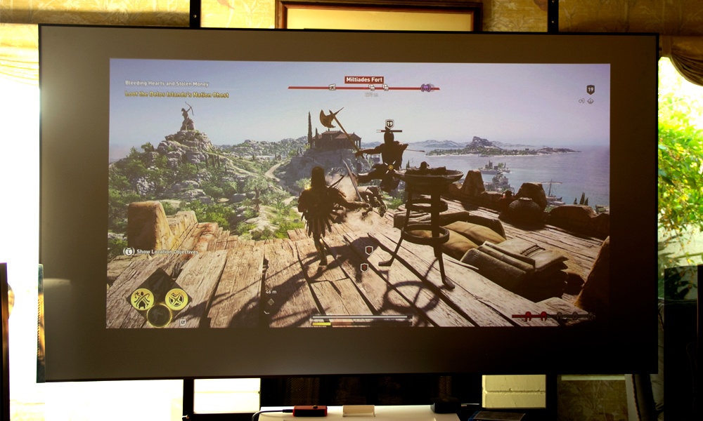 LG HU85LA Ultra Short Throw Projector 