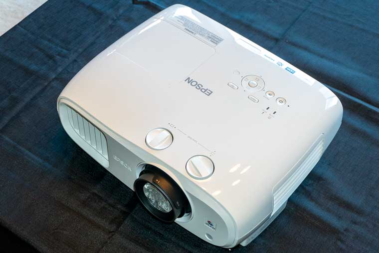 Epson HC3200 1