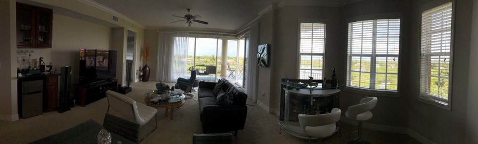 Living room lighting conditions - Florida