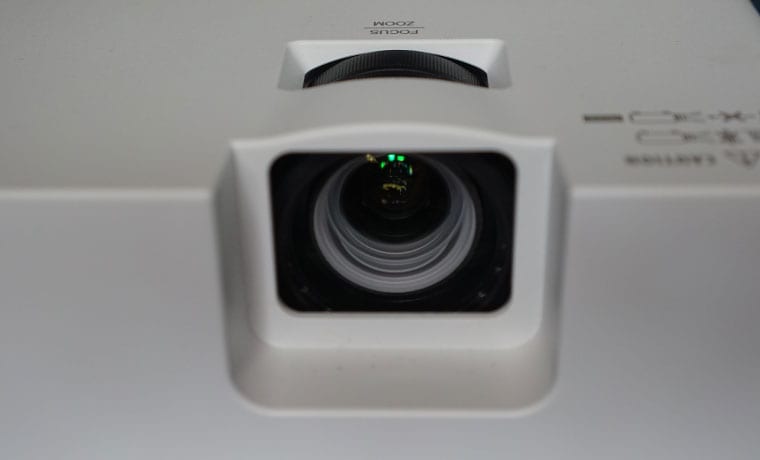 Maxell-MP-JU4001-Lens