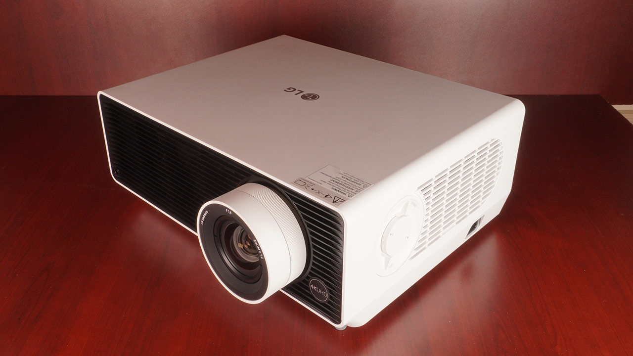 LG ProBeam BU53PST: proyector 4K UHD de corta distancia