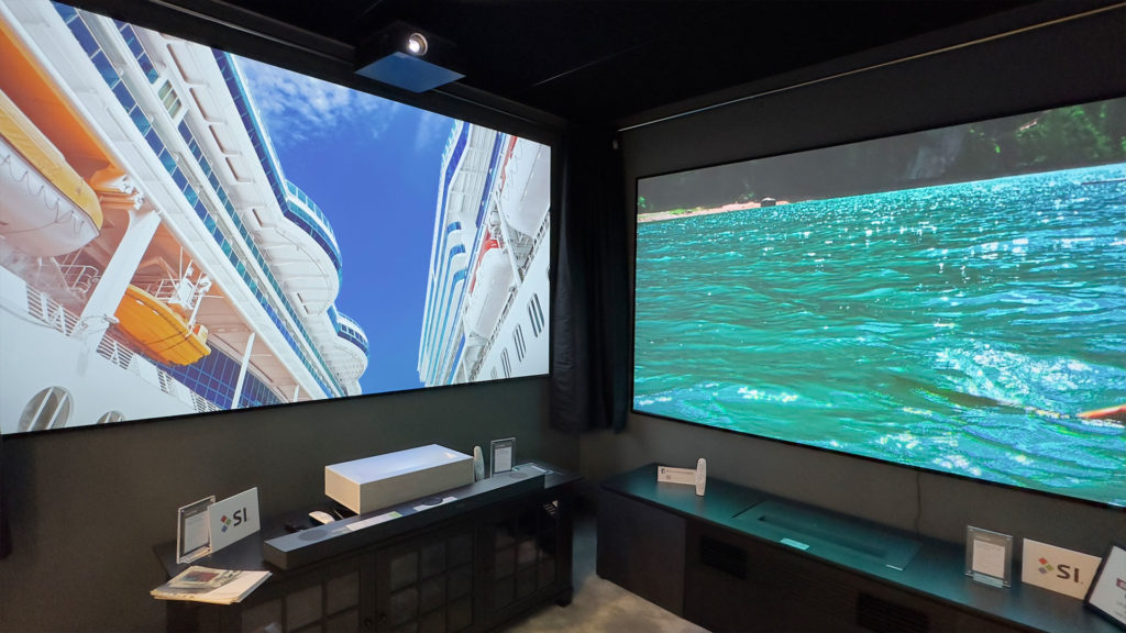 LG Projectors Booth - Projector Reviews - Image