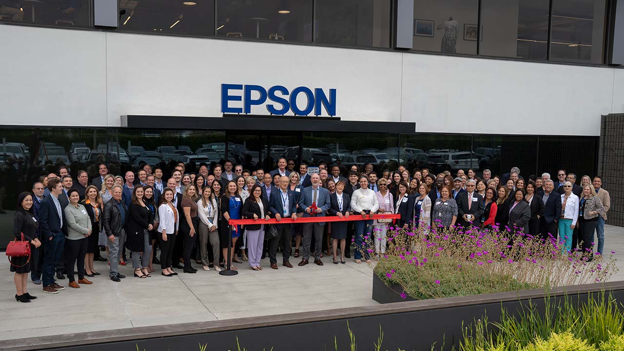 Epson-HQ-Ribbon-Cutting - Projector-Reviews-Image