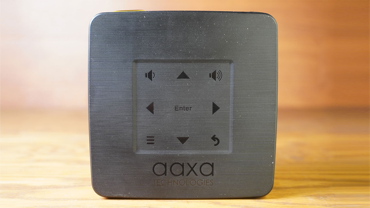 AAXA-P7+_PJBProdshot#9 - Projector-Reviews-Images