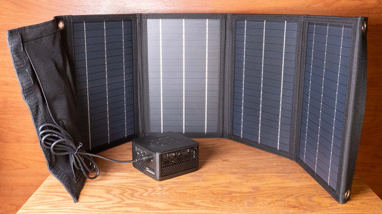AAXA-P7+_SolarPanel#3 - Projector-Reviews-Images