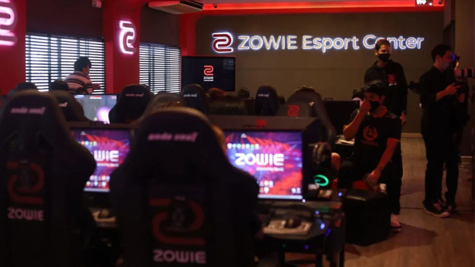 Zowie esports center - Project Reviews Images