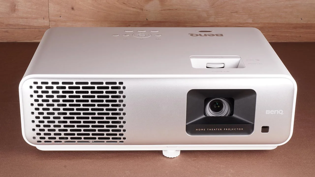 BenQ_HT2060_PJBProdShot#1 - Projector Reviews Images