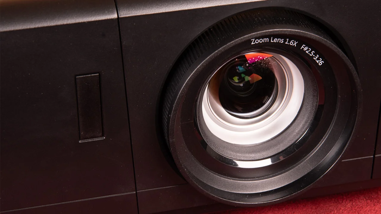 Optoma UHZ55_0005_Optoma_UHZ55_Lens#2 - Projector Reviews Images