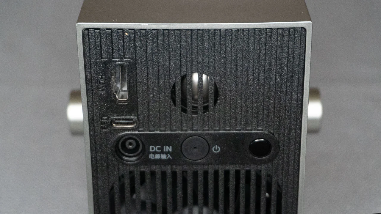 LG HU710PB Inputs - Projector Reviews - Image