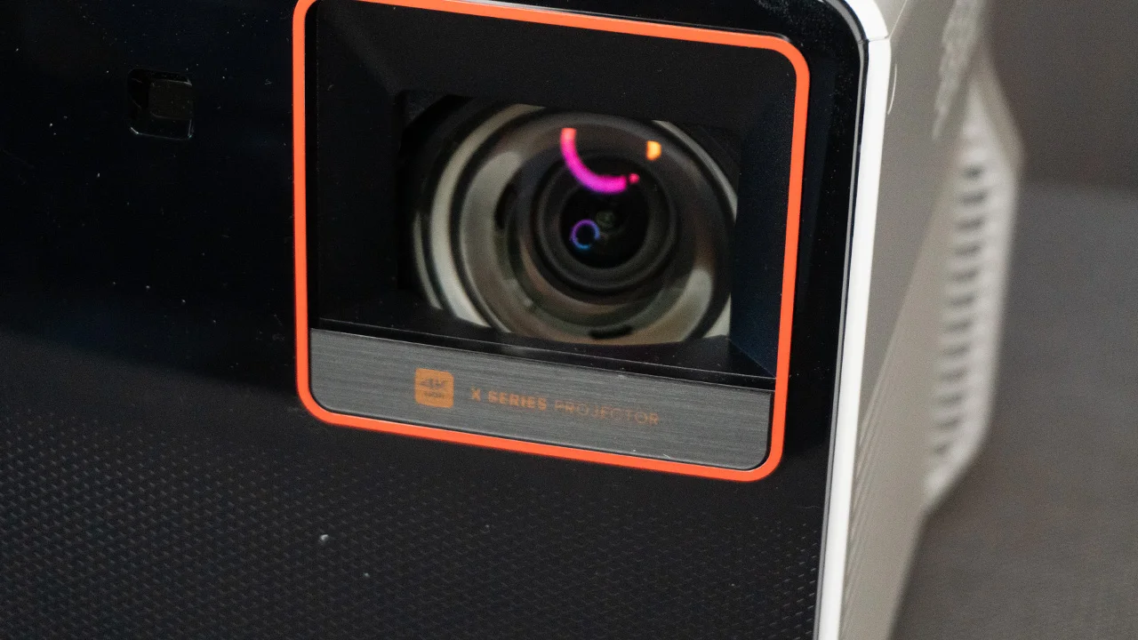 BenQ-W300G-Lens-1 - Projector Reviews Images