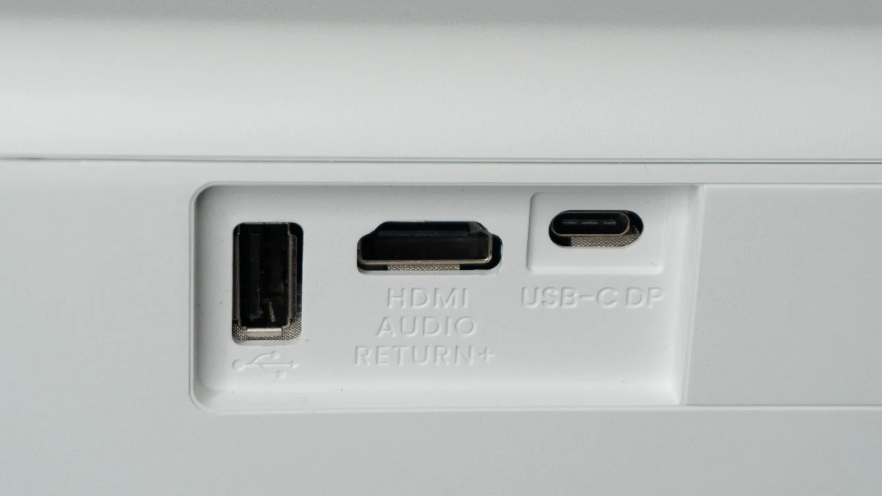 BenQ-W300G-inputs - Projector Reviews Images
