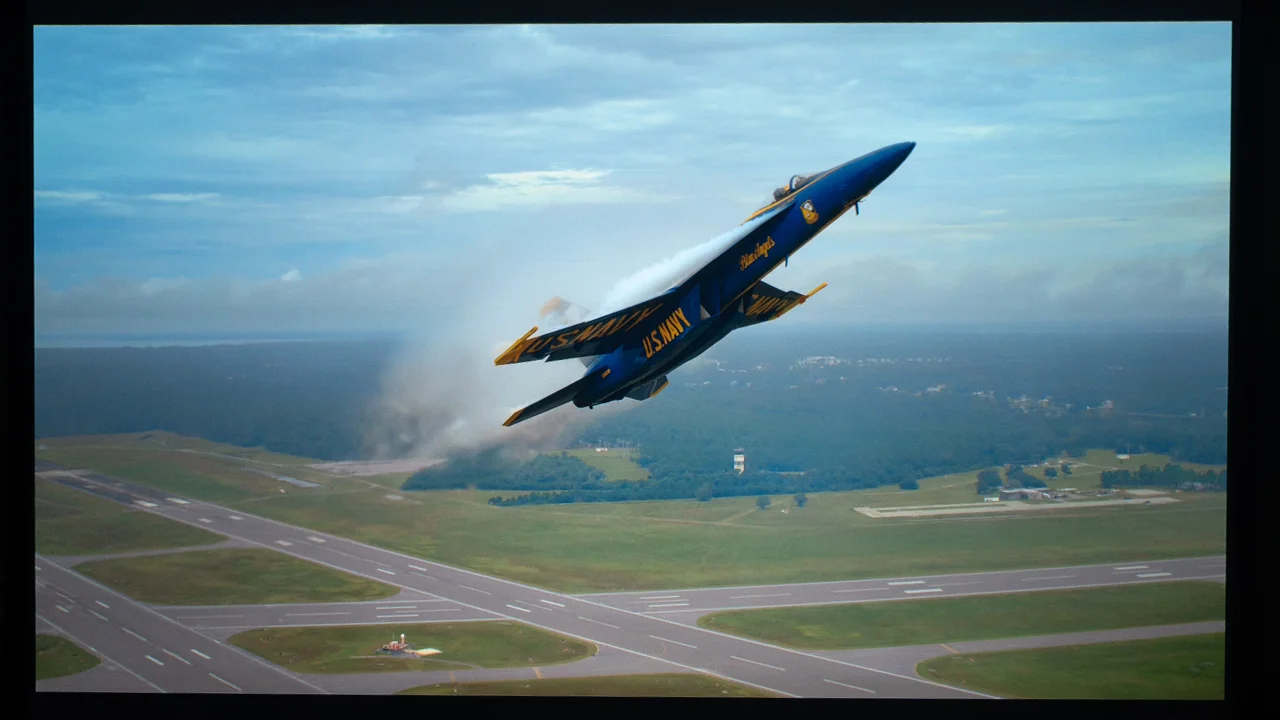 Blue-Angels-6 - Projector Reviews - Images