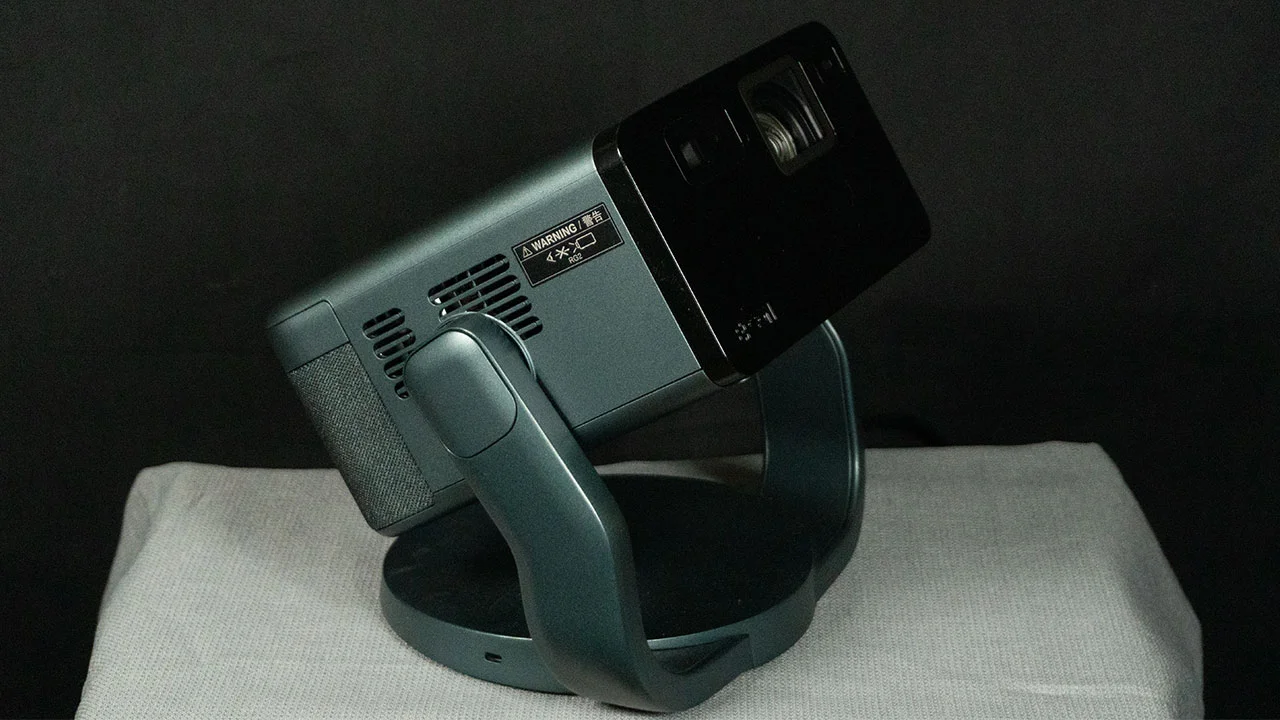 Epson-EF22-sample-tilt-side-1 - Projector Reviews Images