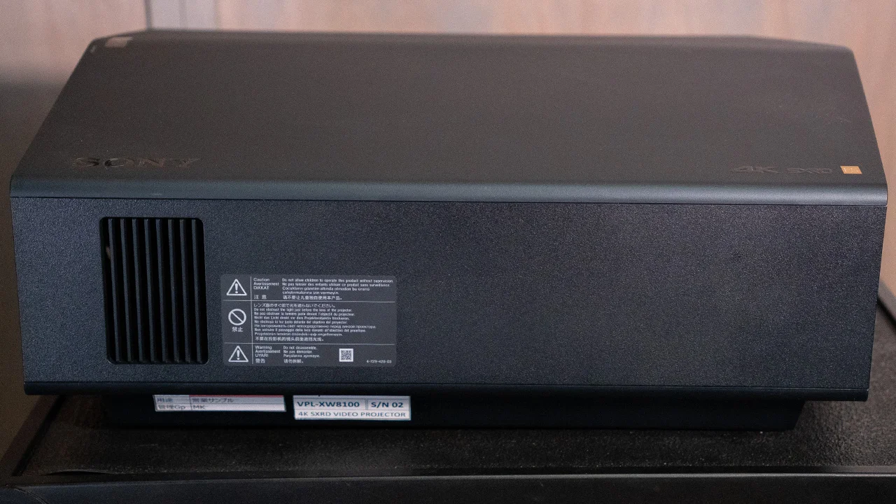 Sony-XW8100ES-Sample-side-2 - Projector Reviews Images