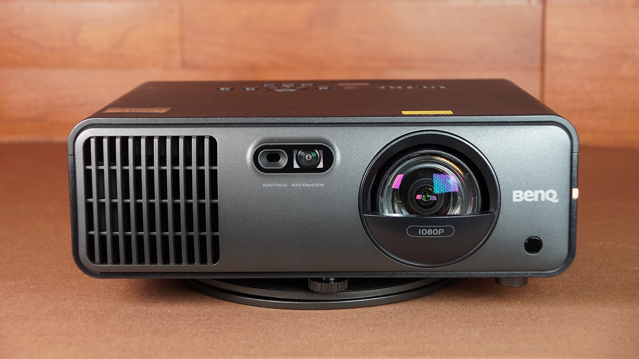 BenQ AH700ST "Ace" Golf Projector - Projector Reviews Images