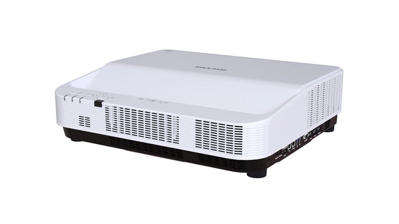Ricoh UHL3660 UST Projector - Projector Reviews - Images
