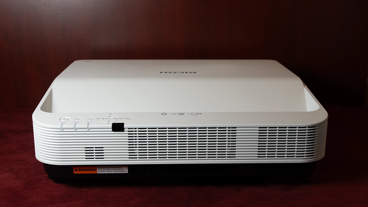 Ricoh UHL3660 UST Projector - Projector Reviews - Images