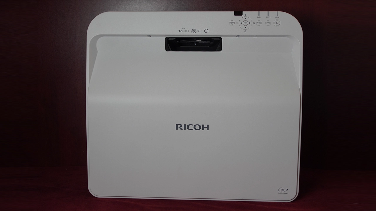 Ricoh UHL3660 UST Projector - Projector Reviews - Images