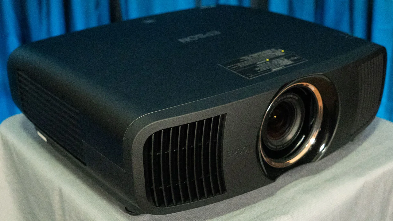 Epson-QB1000-Sample-front-angle - Projector Reviews Images