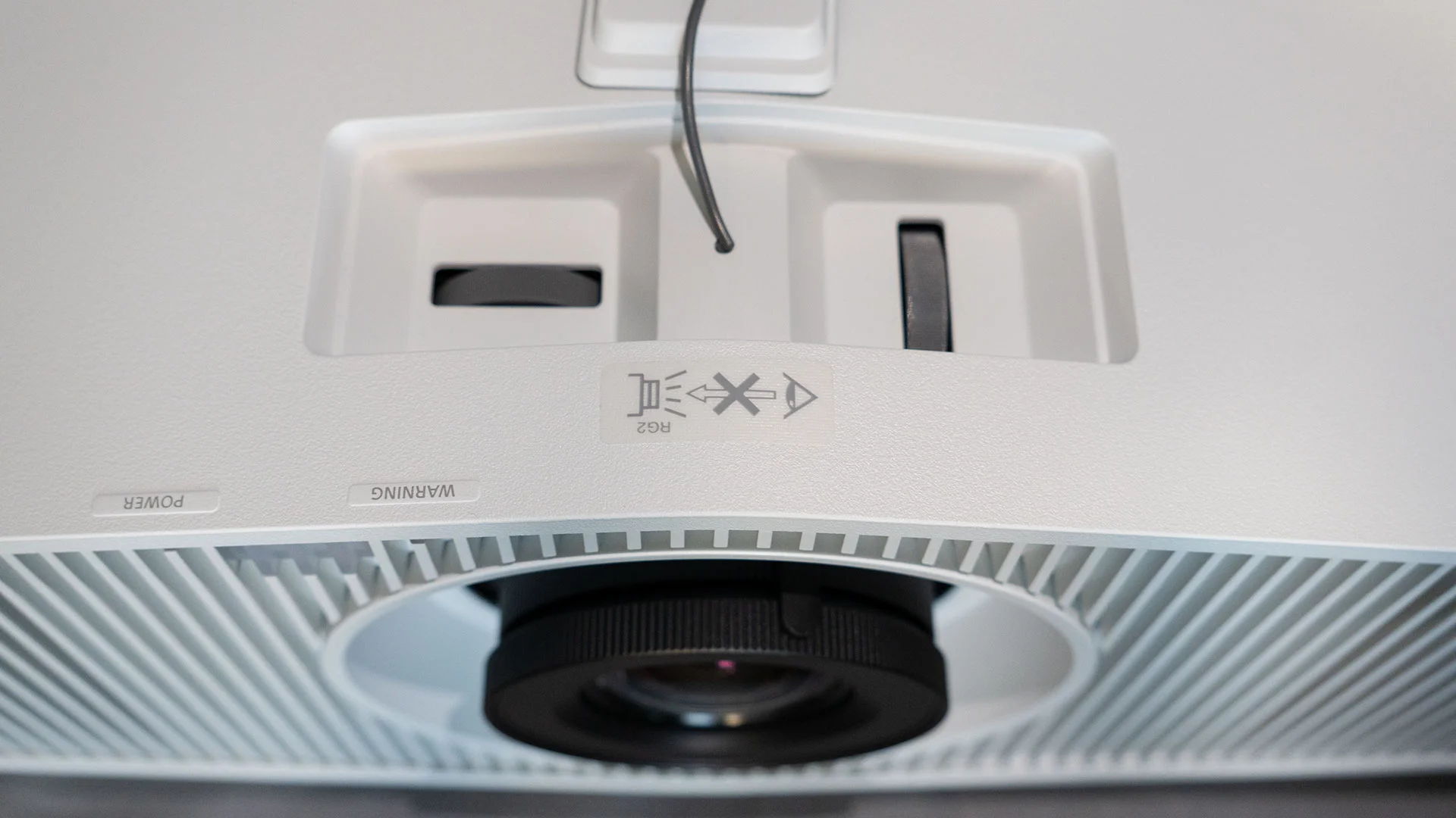 Sony BRAVIA 7 Projector - Projector Reviews - Images