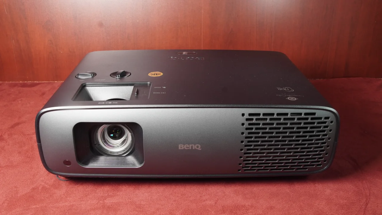BenQ_W4100i_PJBProdShot#1