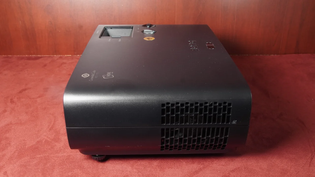 BenQ_W4100i_PJBProdShot#3