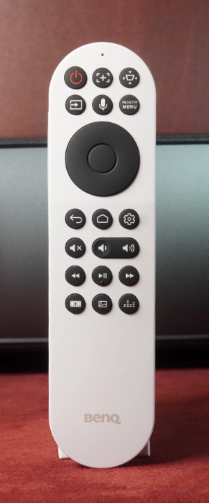 BenQ_W4100i_PJBProdShot_Remote