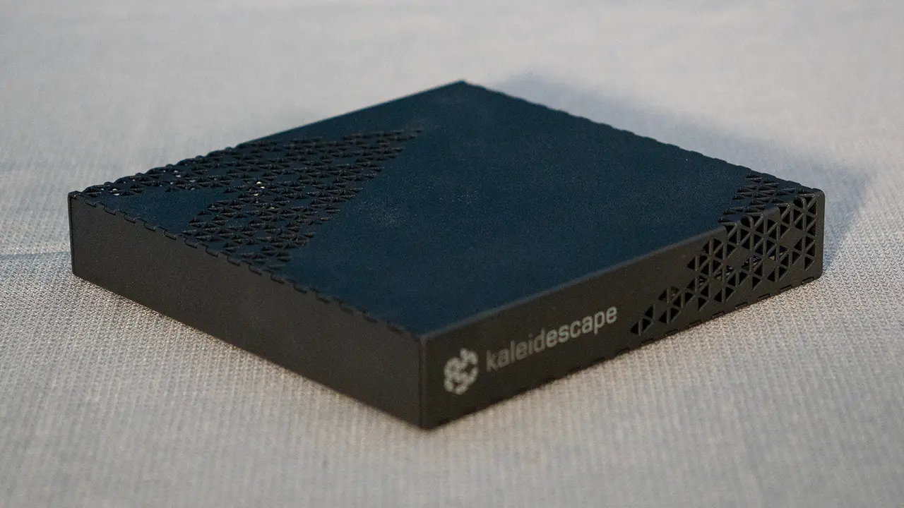 Kaliedescape Strato E Movie Player - Projector Reviews - Images