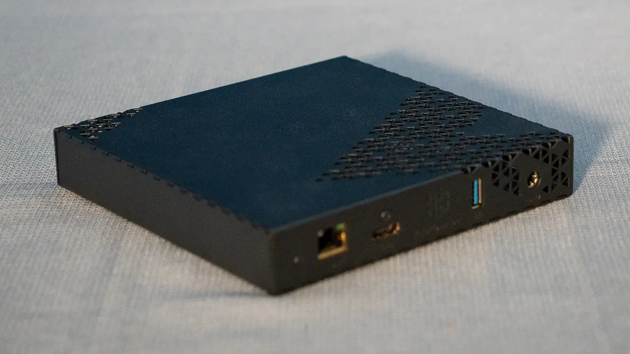 Kaliedescape Strato E Movie Player - Projector Reviews - Images