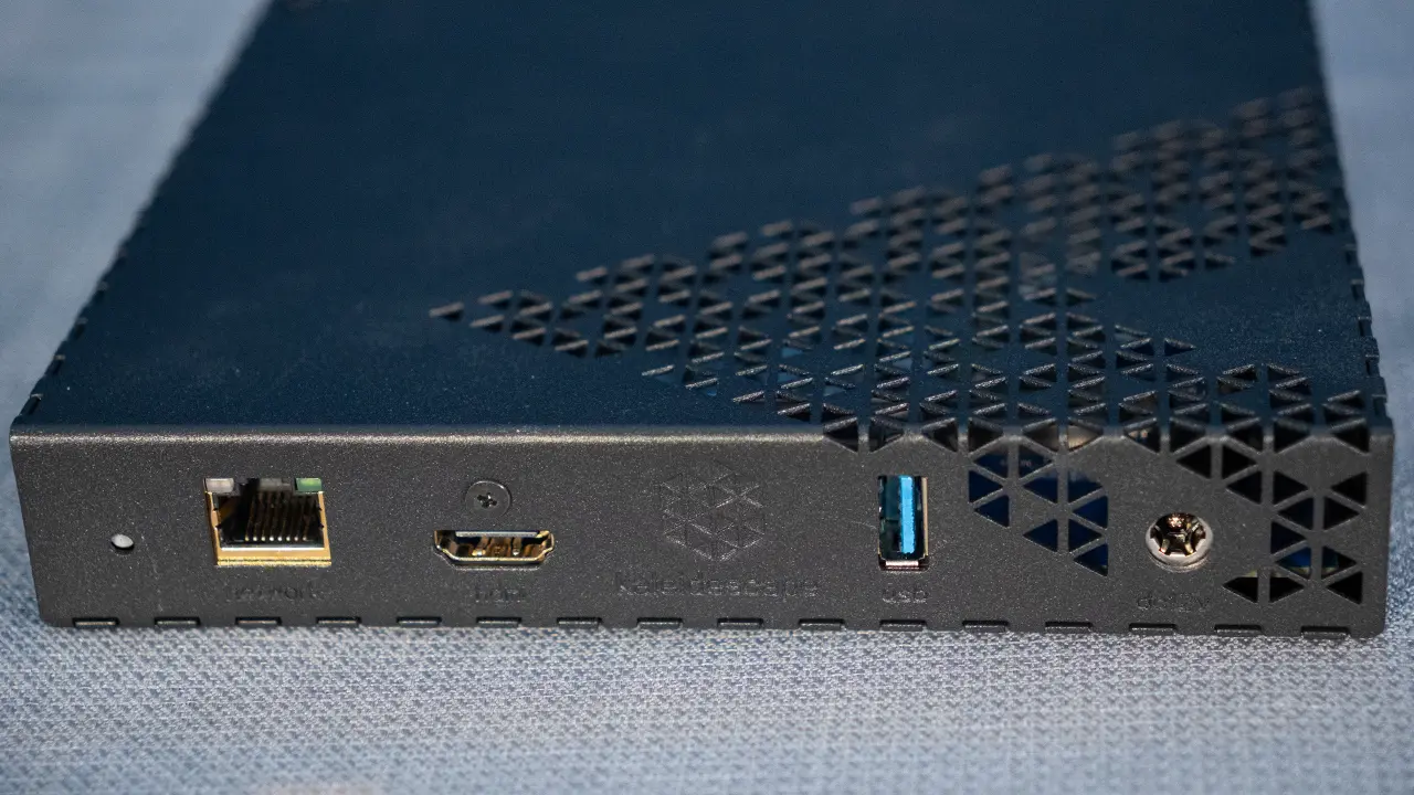 Kaliedescape Strato E Connections - Projector Reviews - Images