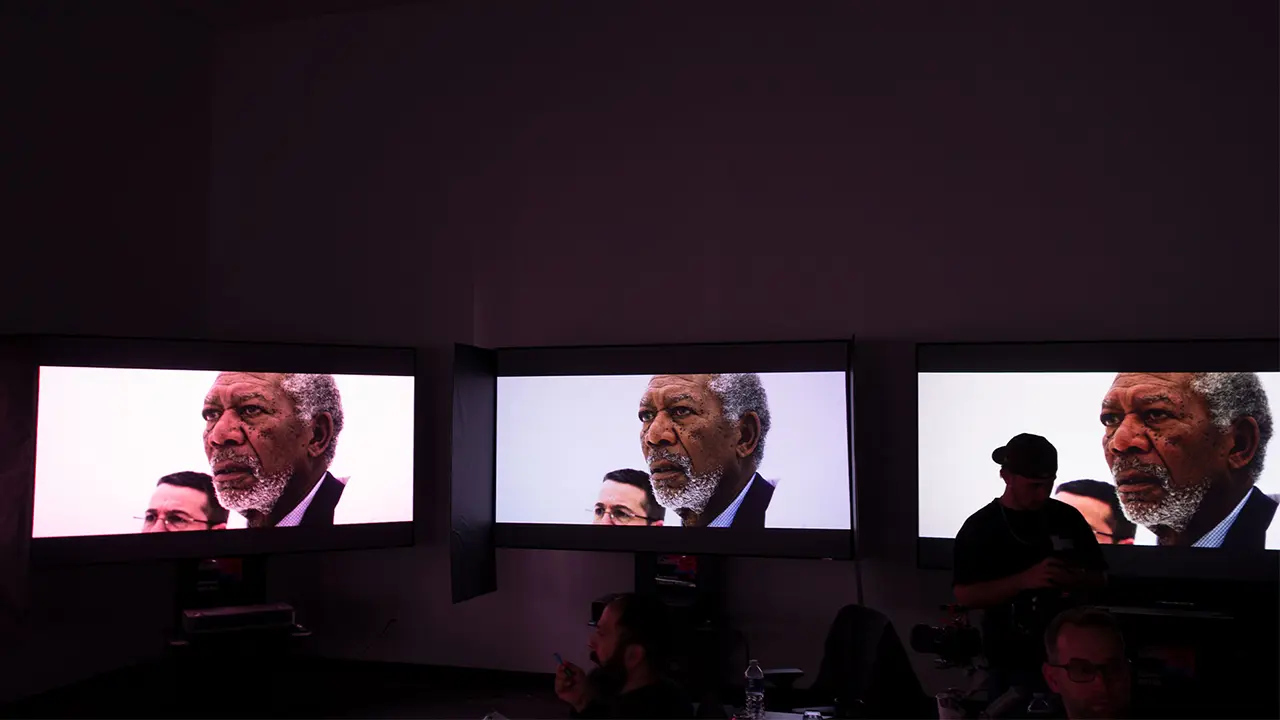 UST Showdown 2025 Kam Brightness - Projector Reviews - Images