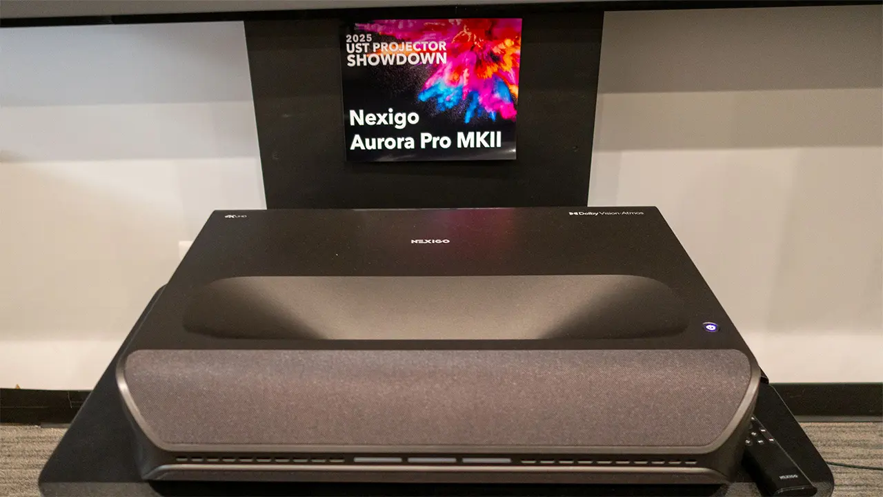 NexiGo Aurrora Pro MKII UST Showdown 2025 - Projector Reviews - Images