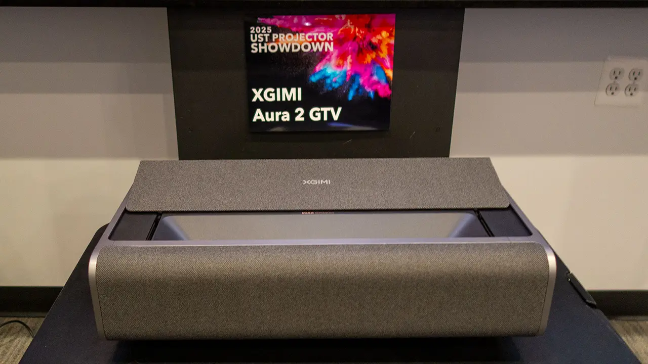 XGIMI Aura 2 UST Showdown - Projector Reviews - Images