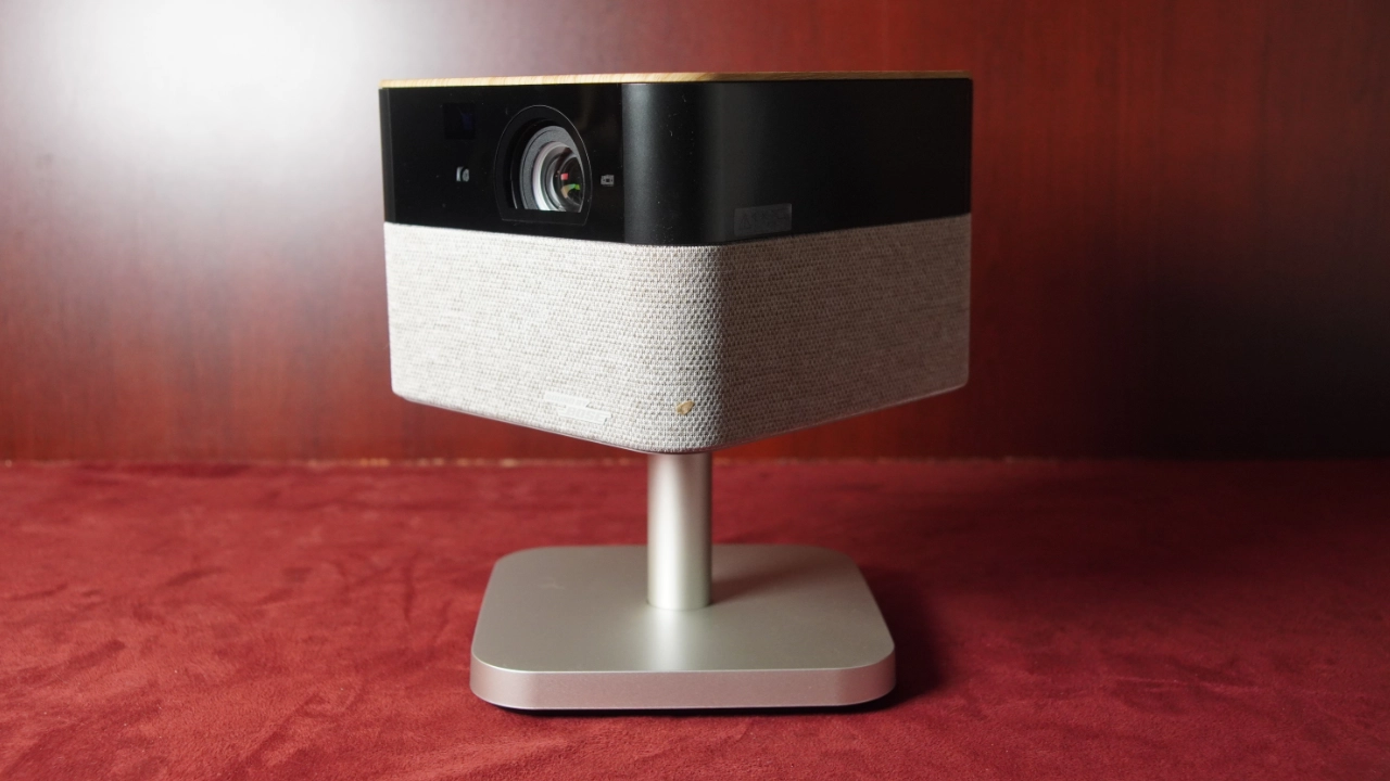 Epson_EF72_PJBProdShot#2