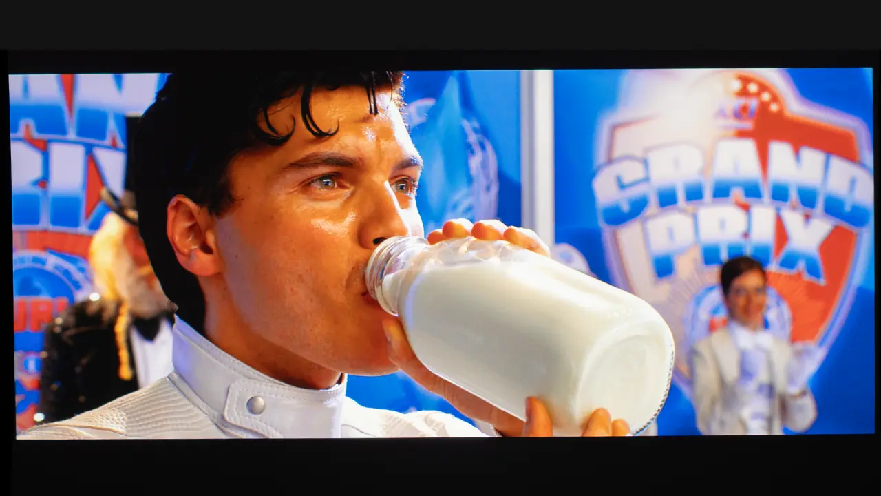 Fujifilm FP-ZUH6000-Brightness 3