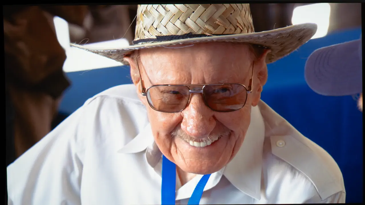 Fujifilm FP-ZUH6000-Brightness 4