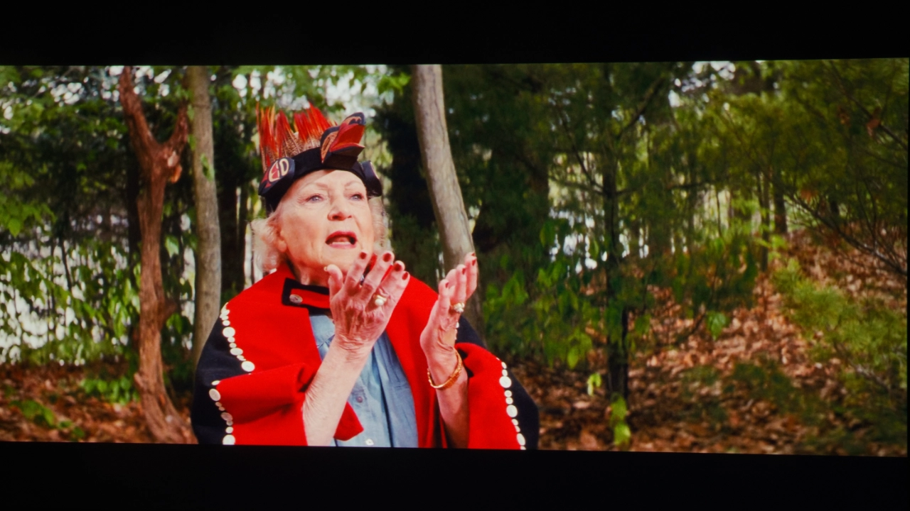 Epson_EH-LS9000B_Color#5